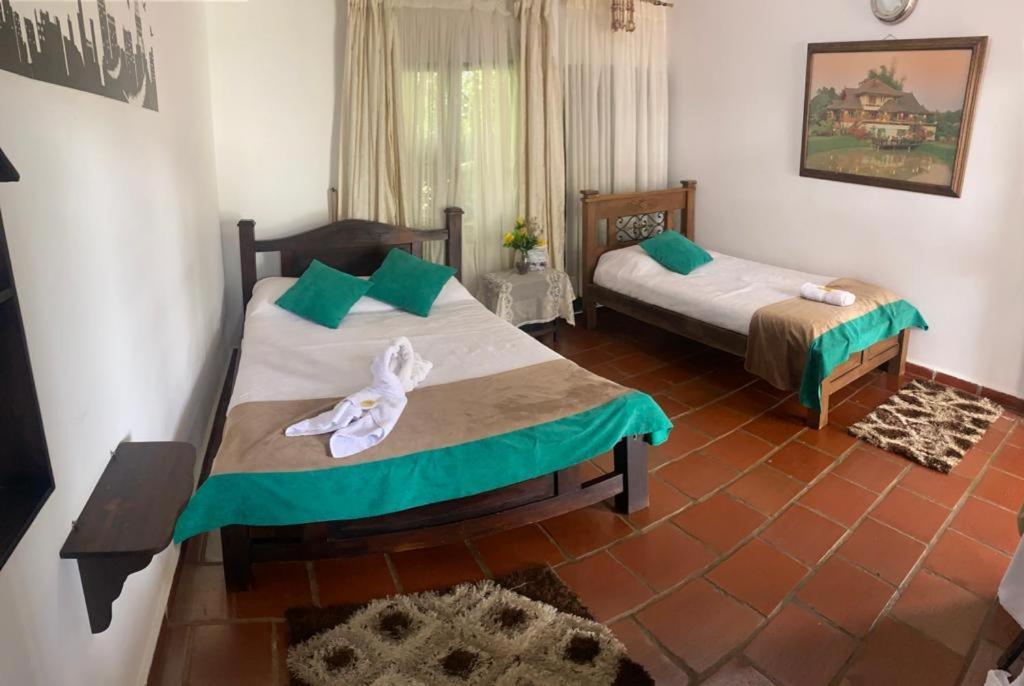 Hotel Campestre La Loma Curití Kültér fotó