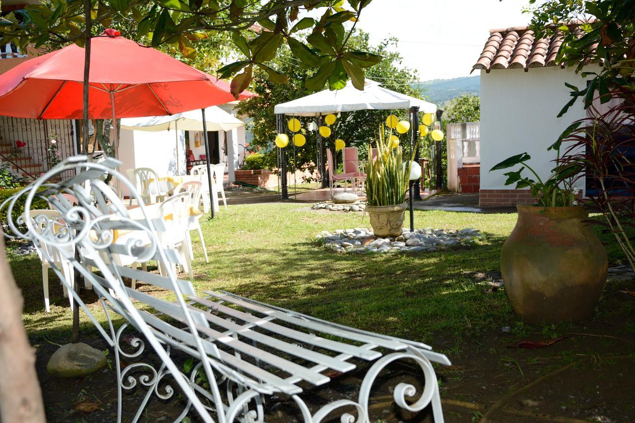 Hotel Campestre La Loma Curití Kültér fotó
