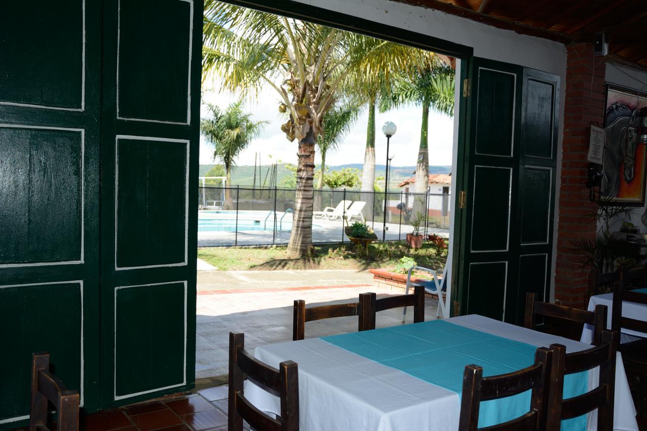 Hotel Campestre La Loma Curití Kültér fotó
